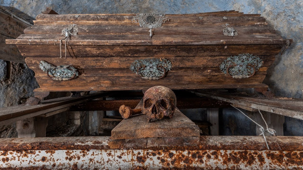 Exploring This 200 Year Old Abandoned Crypt Was Shocking!
