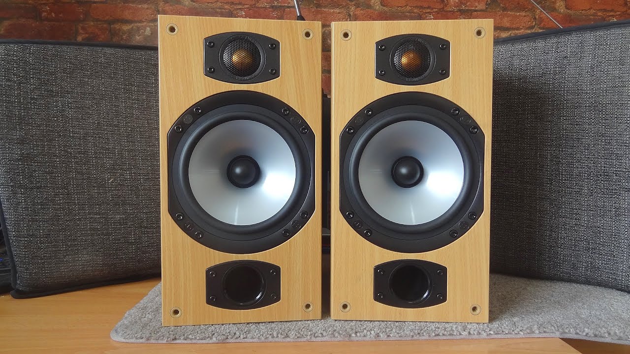 Monitor Audio Bronze B2 Bookshelf Speakers Review. Vintage HiFi Audio