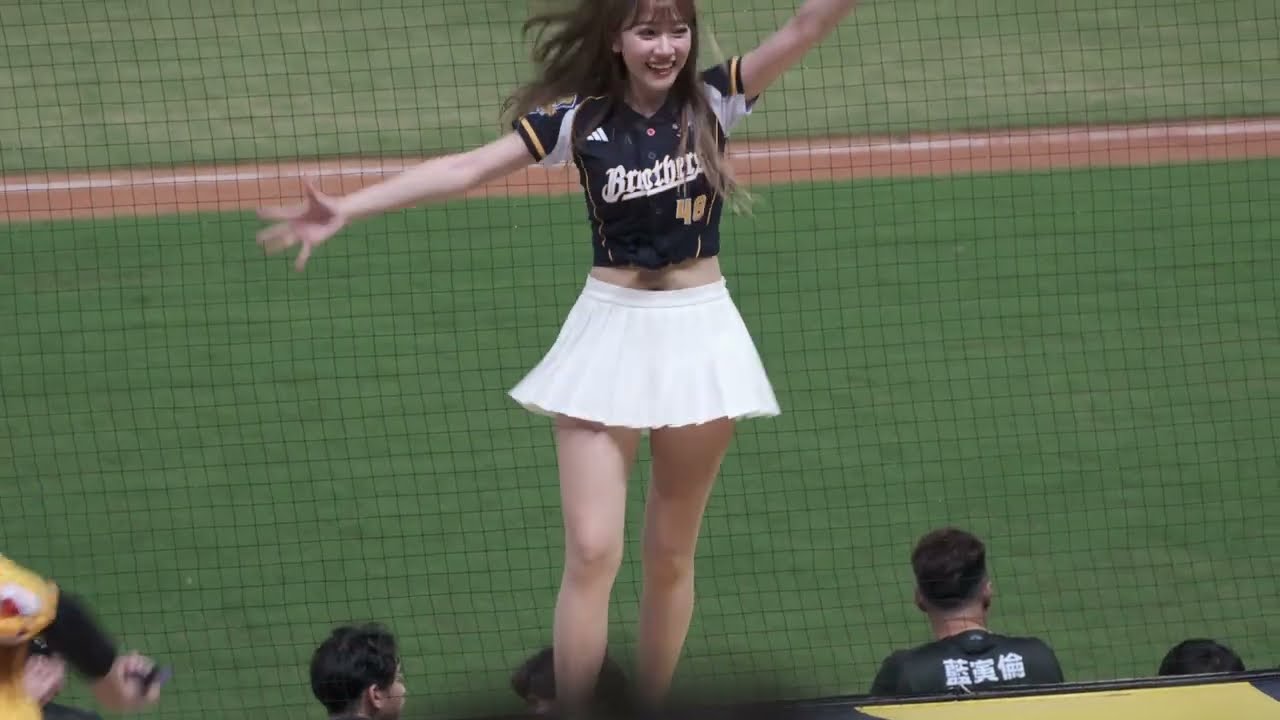 Passion Sisters 小迪 冼迪琦 16蹲