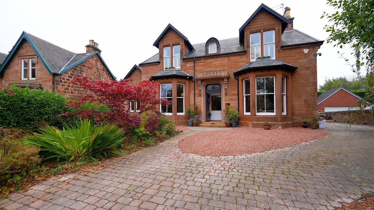 16 Douglas Gardens, Uddingston, G71 7HB