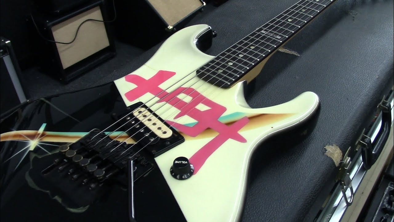 1988 Dennis Kline U.S.A. Kramer Beretta Air Brushed Guitar