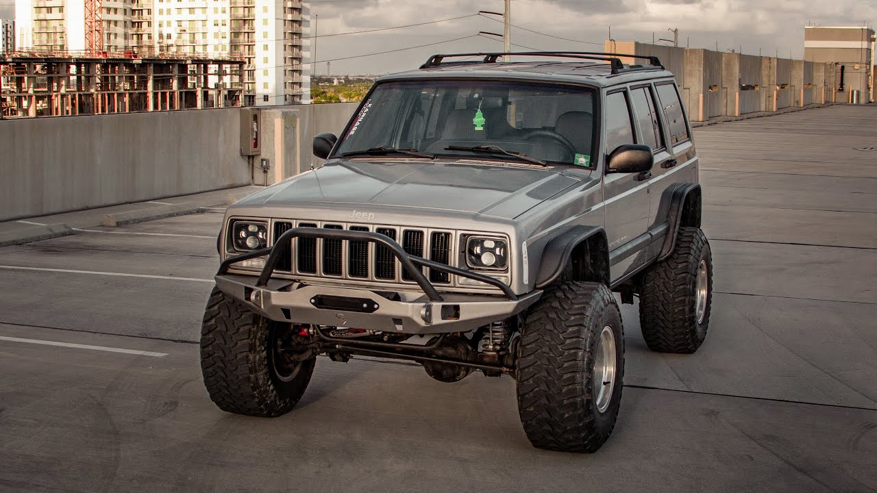 BUILDING A JEEP CHEROKEE XJ IN 10 MINUTES! OFF-ROAD BUILD