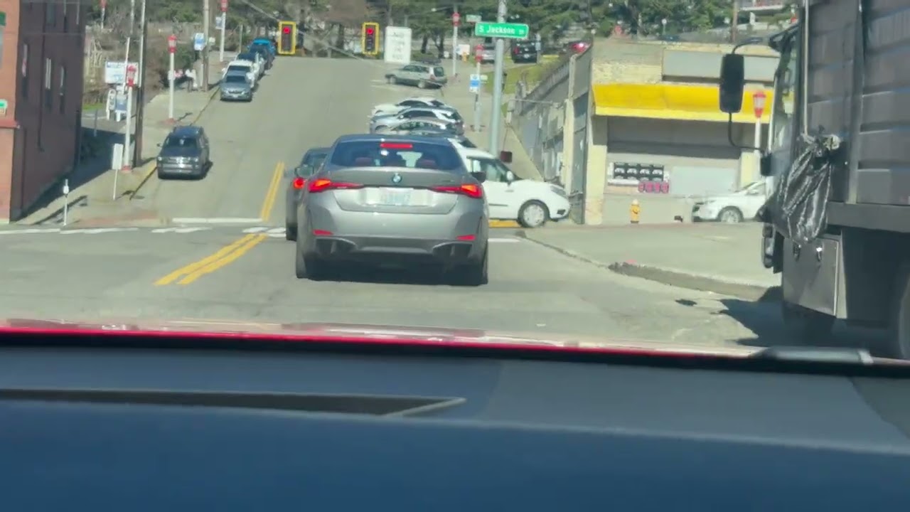 Who wants to visit Seattle ? beautiful state 