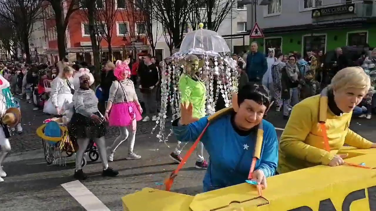 Karnevalsumzug Paderborn Festumzug Parade Fasching Teil 1 Februar 2024 Hasi Palau 🥳