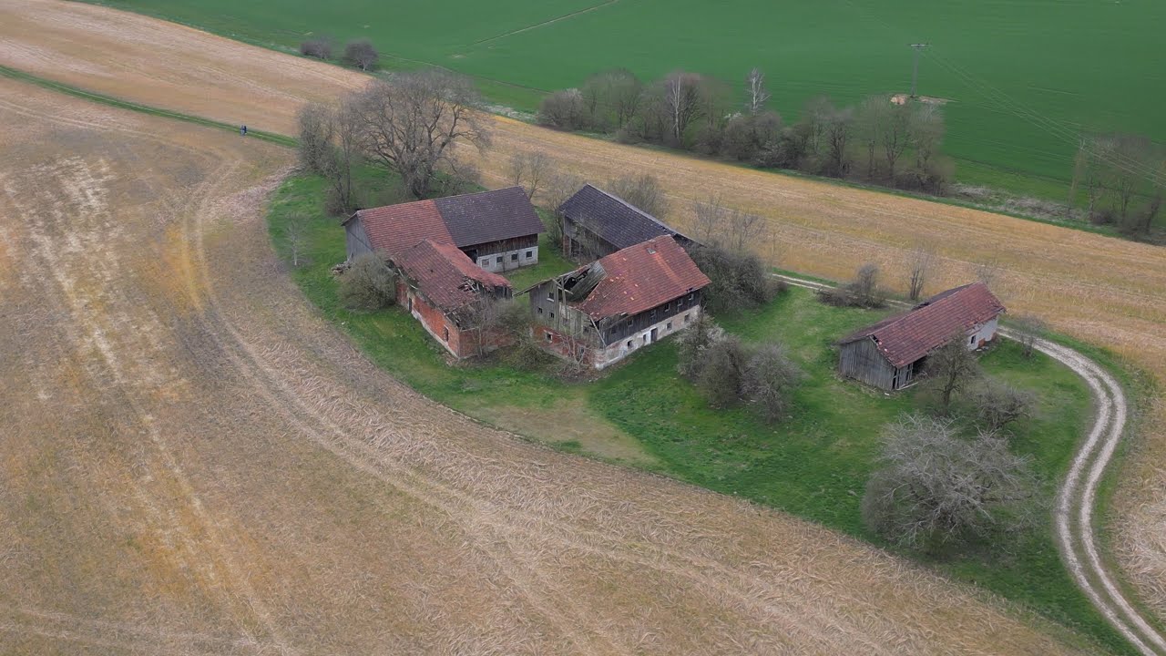 Verfallener Vierseithof Landkreis Rottal-Inn