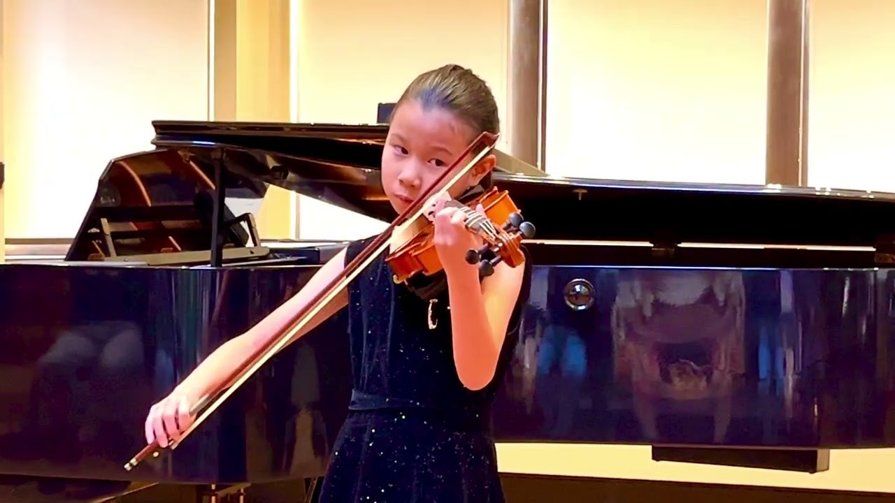 Nov.3,2024. Aceline (9 Y). Vivaldi Concerto in A Minor, 3rd Movement -Suzuki Book 4. 维瓦尔第A小调协奏曲第3乐章