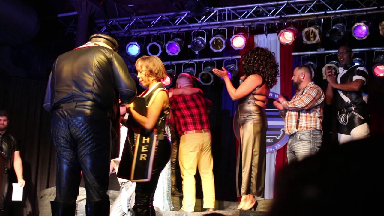 DVN - Iowa Leather 2017