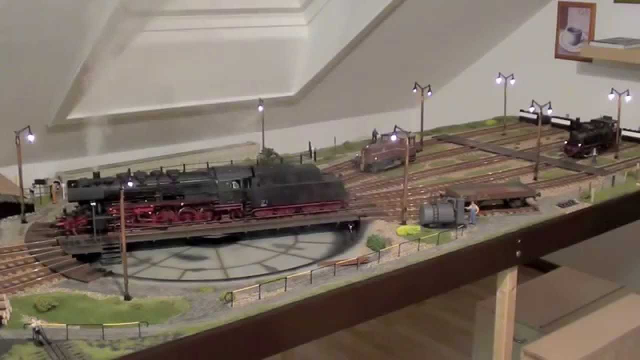 BR 50 auf der Drehscheibe --- Modellbahn im Maßstab 1:32, Spur 1