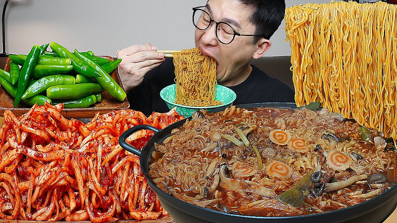 ASMR MUKBANGㅣSpicy instant noodles & Radish KimchiㅣEATING SHOW