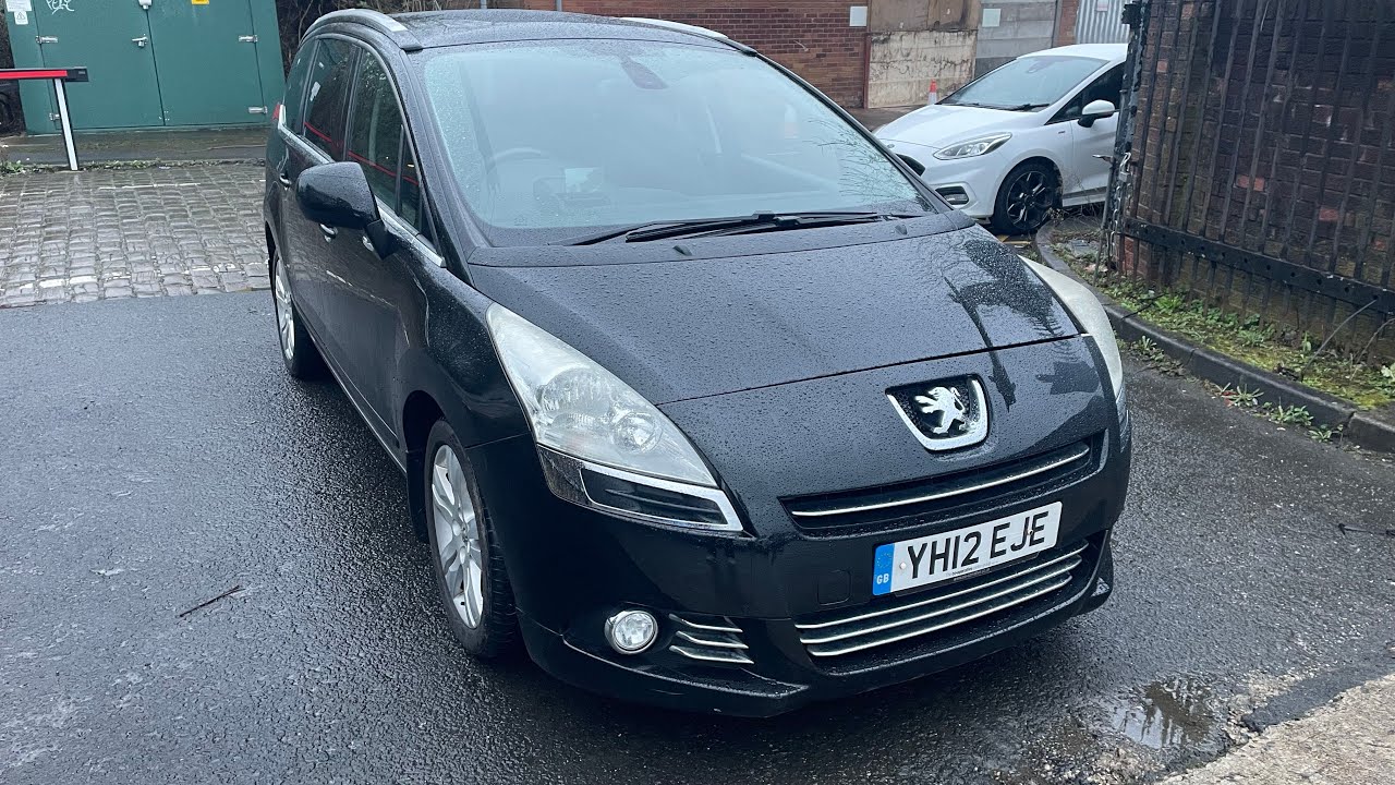 Peugeot 5008 £2695 2012 In-Depth Video