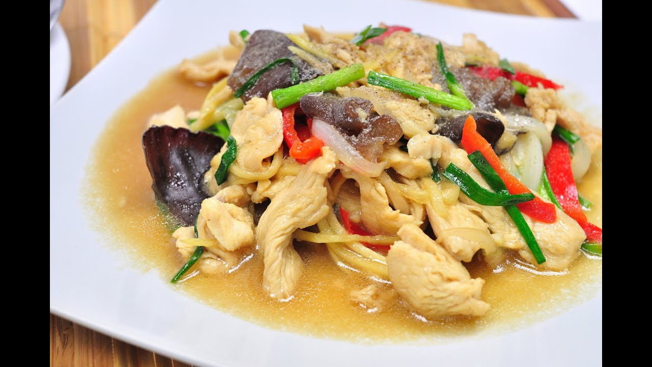 Stir Fried Chicken with Ginger (Thai Food) - Gai Pad King ไก่ผัดขิง