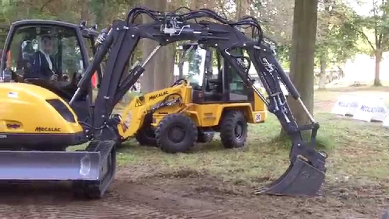 MECALAC : La 6MCR, Machine Chenille Rapide, une pelle sur chenilles + skid à rotation totale