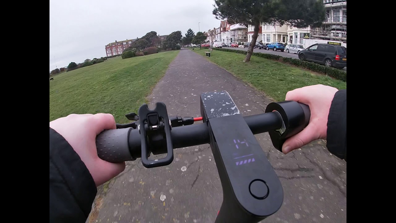 15mph on the electric scooter !!