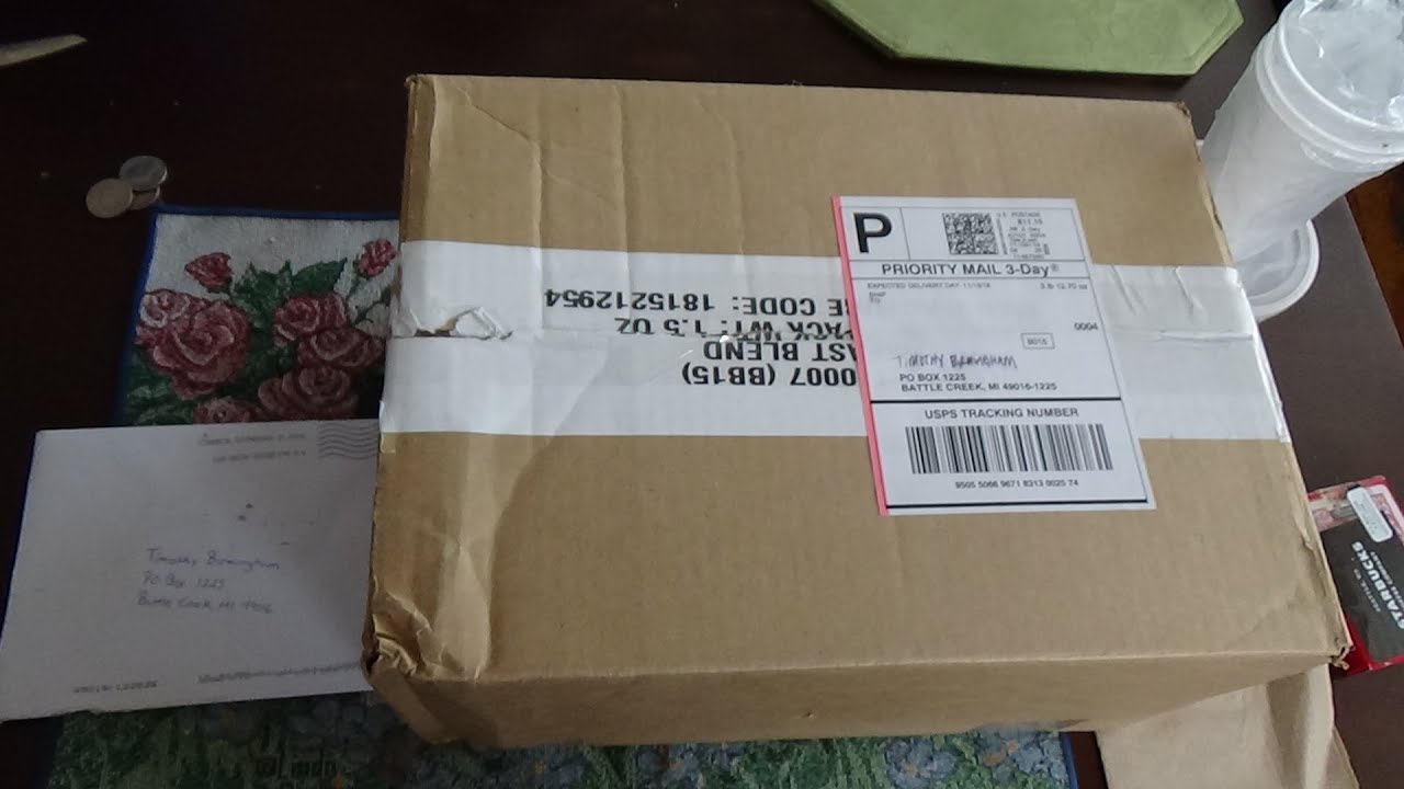 Unboxing Fan Mail From A Subscriber And There Friends
