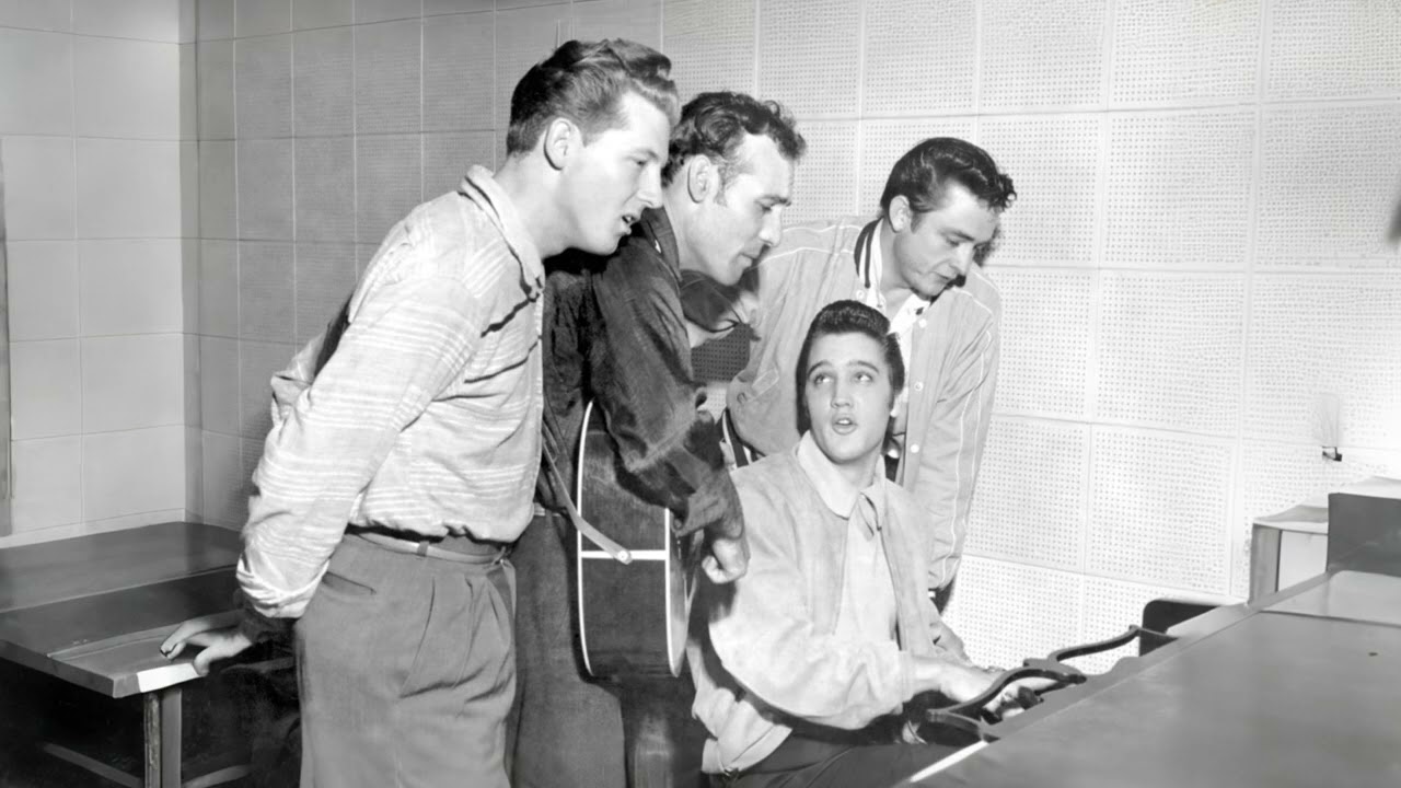 Jerry Lee Lewis at The Million Dollar Quartet (1956) JERRY ON THE PIANO PART