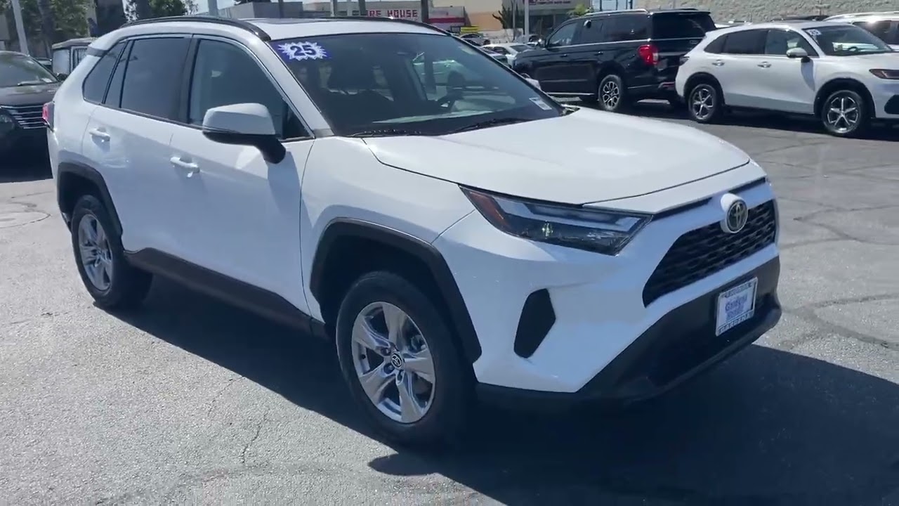 2025 Toyota RAV4 XLE Gardena, Los Angeles, Orange County, Anaheim, Beverly Hills CA