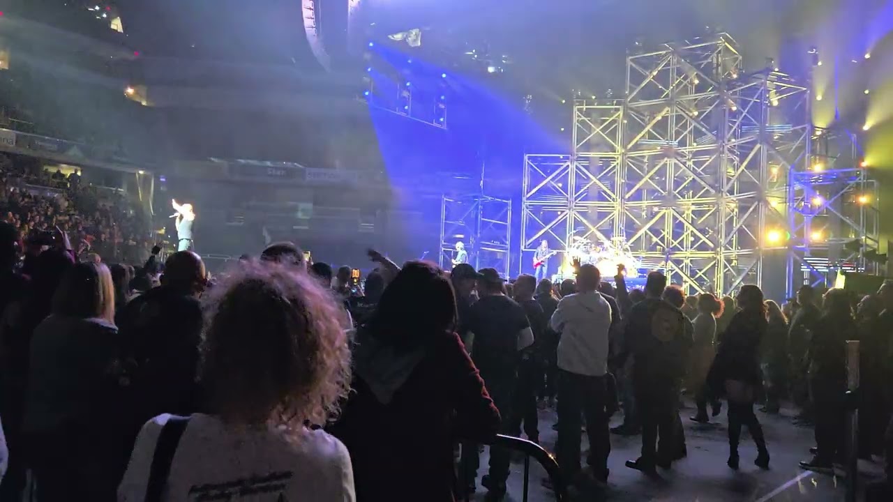 Disturbed - The Light (Indianapolis 2025)