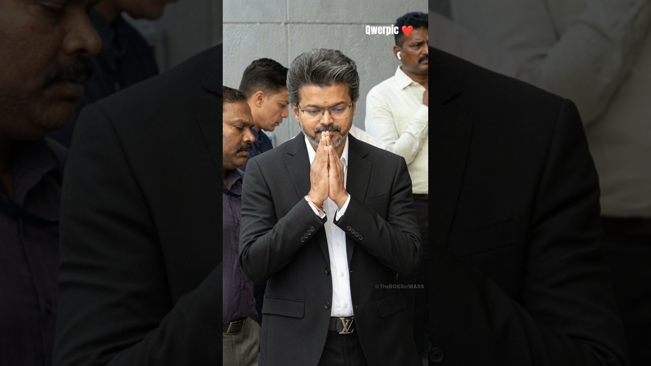 Tamil Nadu Chief Minister Vijay has paid his last respects to Bharathi Raja  #rip 😭😭😭😭 #viralvideo
