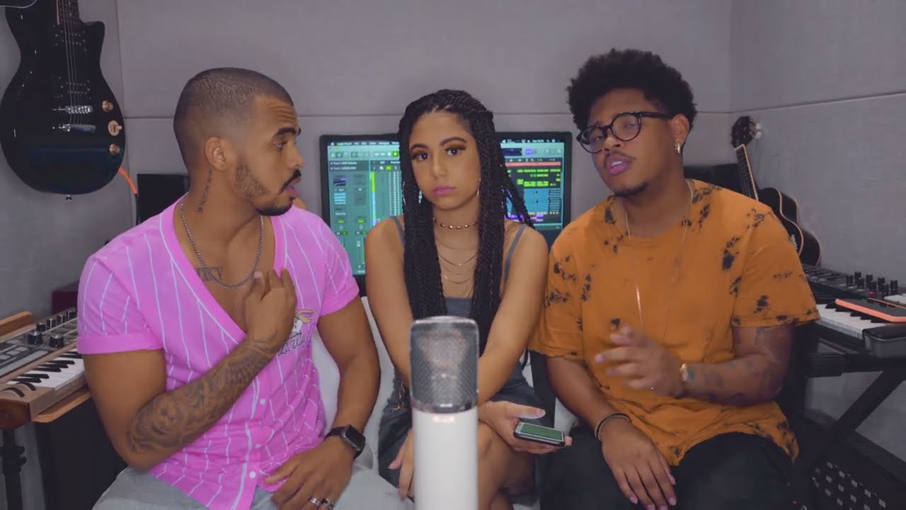 MASHUP/COVER (DIA DOS NAMORADOS) Mih e Lucas e Orelha