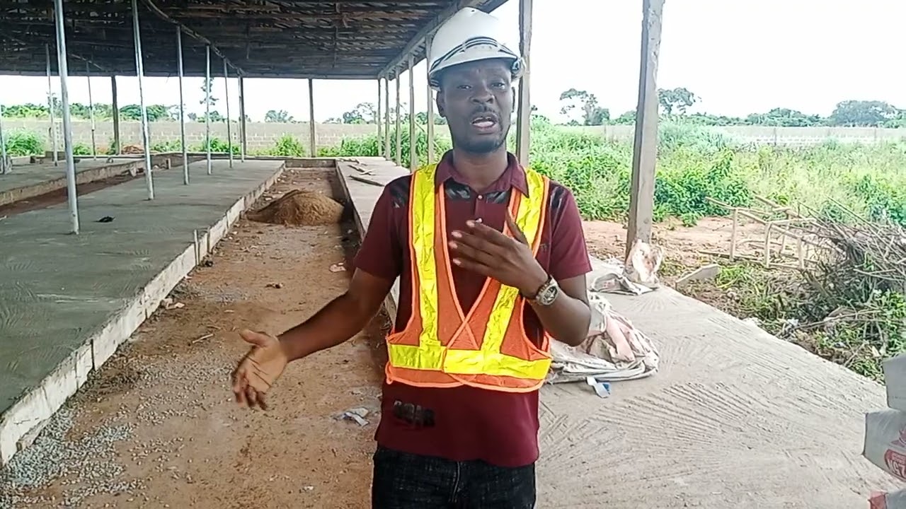 Poultry Pen On Pit Construction