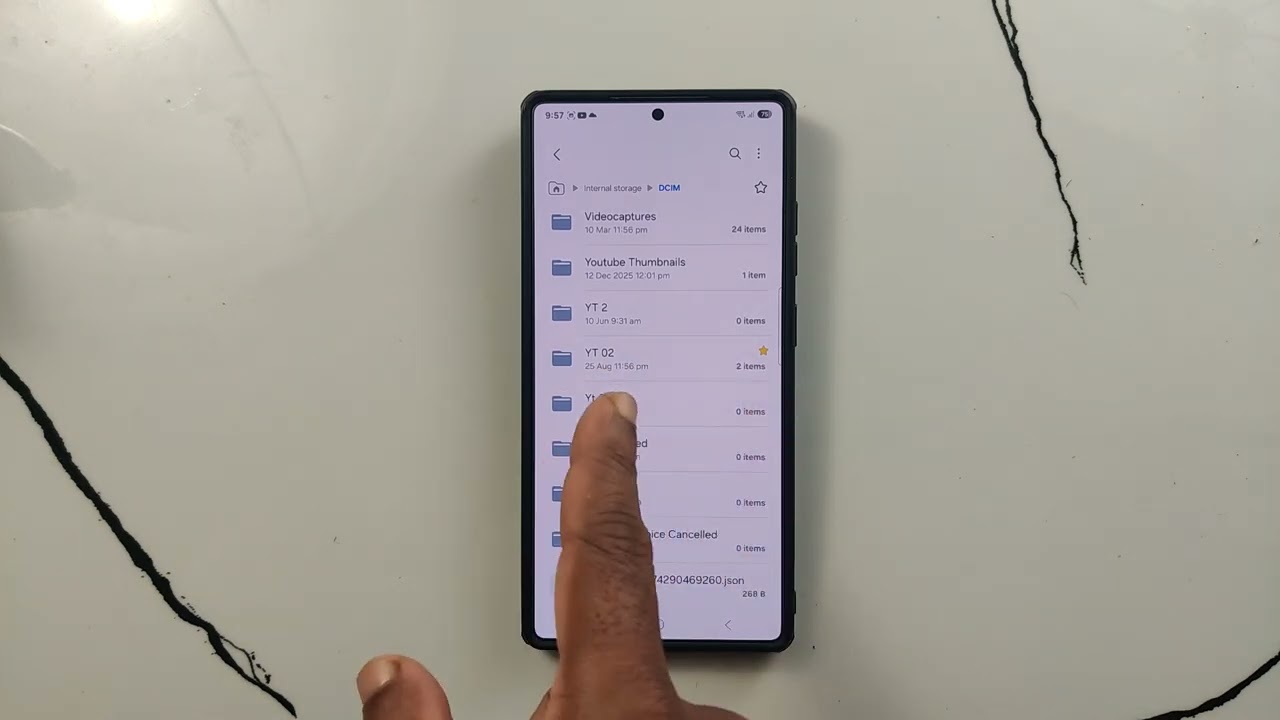 how to rename a folder  | Samsung S25 Ultra