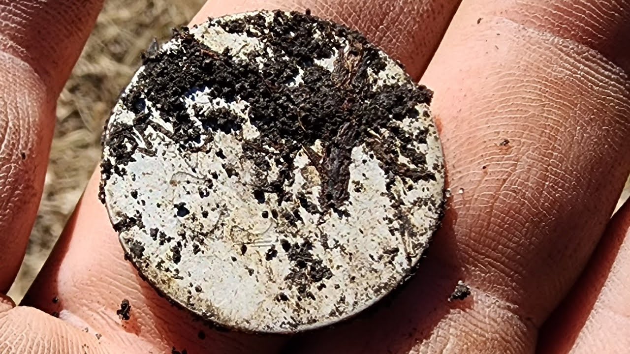 Metal Detecting in ND Ghost Town Finding Big Deep Silver and Other Old Treasures