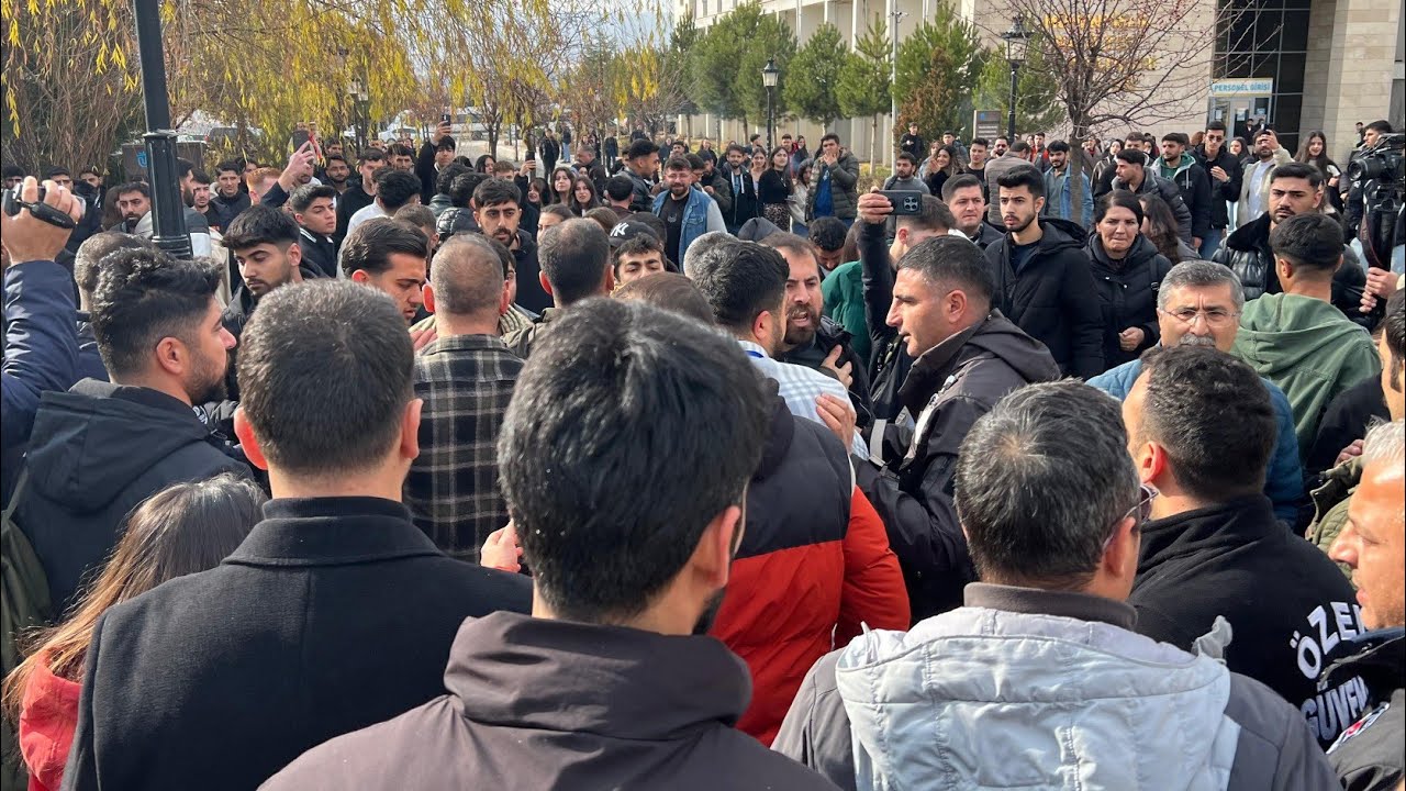 Munzur Üniversitesi’nde Valilik ve Adliye Protestosuna Müdahale