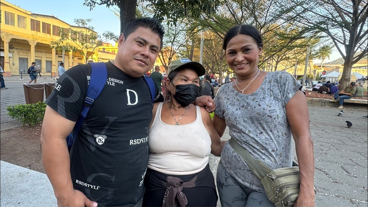 🛑Plaza sola mira lo que esta pasando 😱😱