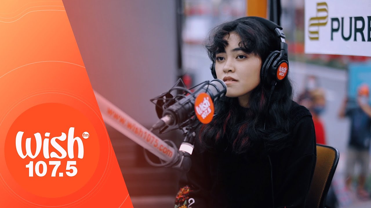 Peniel Roxas performs “Bato Sa Buhangin” LIVE on Wish 107.5 Bus
