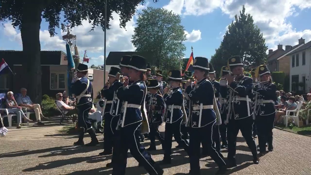 Schutterij Wilhelmina Hingen (OLS 2022 in Meijel)