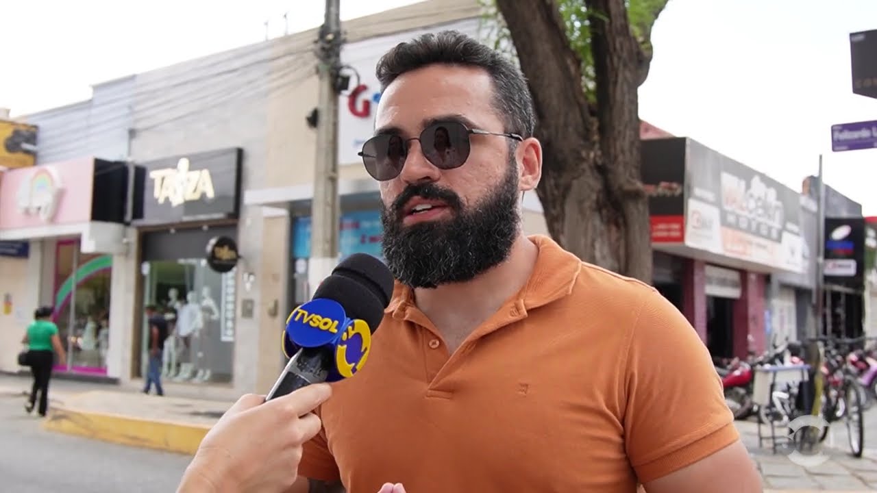 Craibeira quase centenária será retirada do centro de Patos após apontar risco à segurança