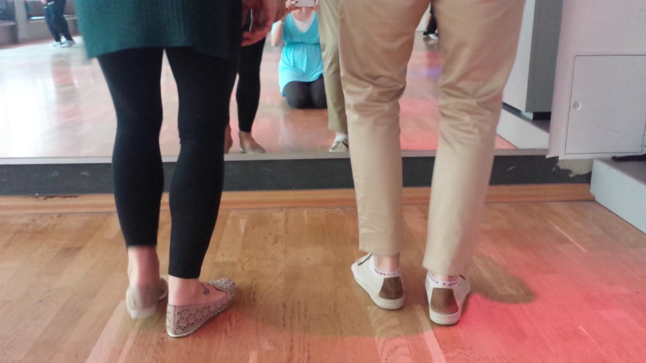 How to do a boogie woogie tripple step with Thorbj&oslash;rn and Flora.