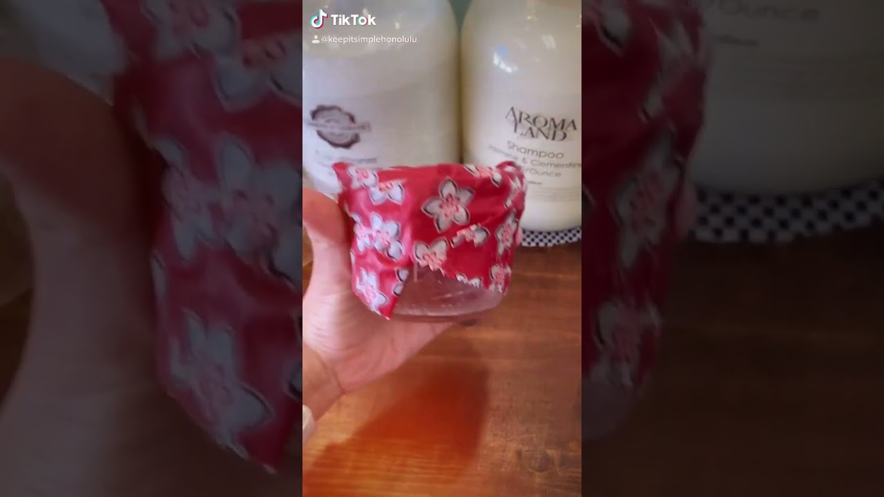 Beeswax wrap as an alternative for plastic wraps #refill #smallbusiness #zerowastelife #shopnow #diy