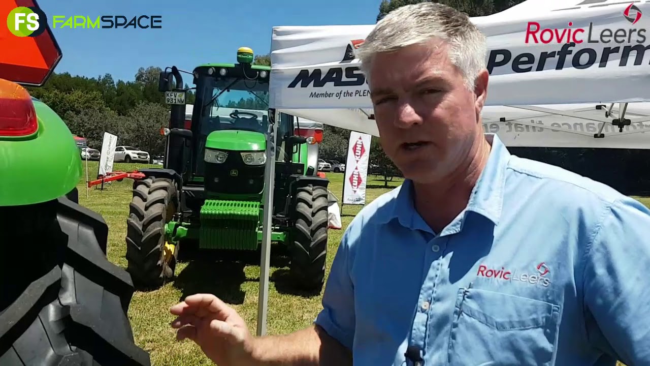 Dewald Barnard from Rovic Leers discusses the Quicke Front Loader at the Brangus Information Day