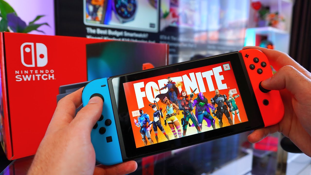 Nintendo Switch — распаковка и тест игрового процесса от первого лица (Fortnite)