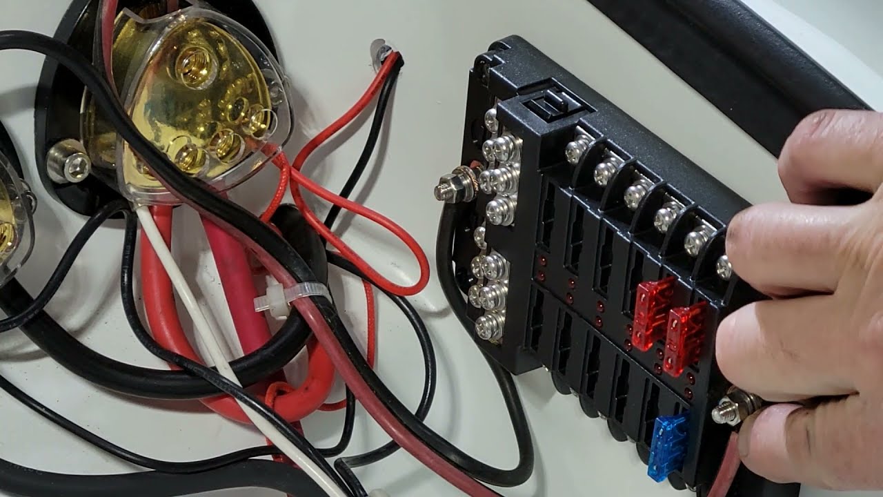 Adding Fusebox, Lightbar and Accessories To 2021 Kawasaki Mule 4010 4x4