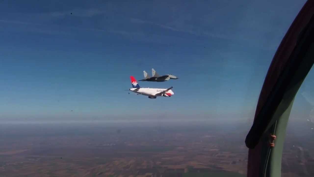 Sletanje prvog aviona Air Serbia HD