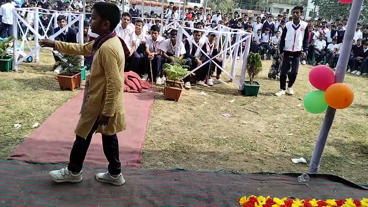 যেমন খুশি তেমন সাজো।