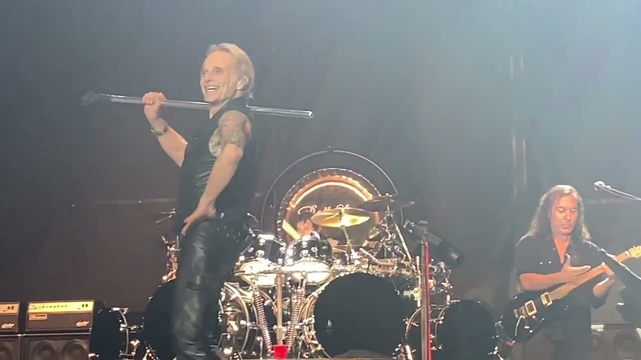 David Lee Roth - Jump(Van Halen)live Meritage Resort, Napa, CA 9/14/25