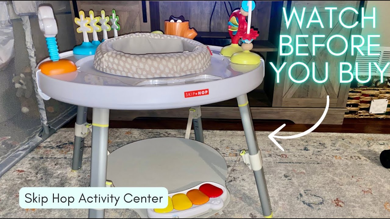 There are so many things to love about the Skip Hop Activity Center!