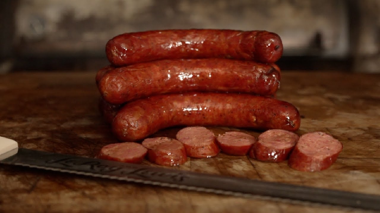 Как приготовить колбасу дома с Chuds BBQ | Mad Scientist BBQ