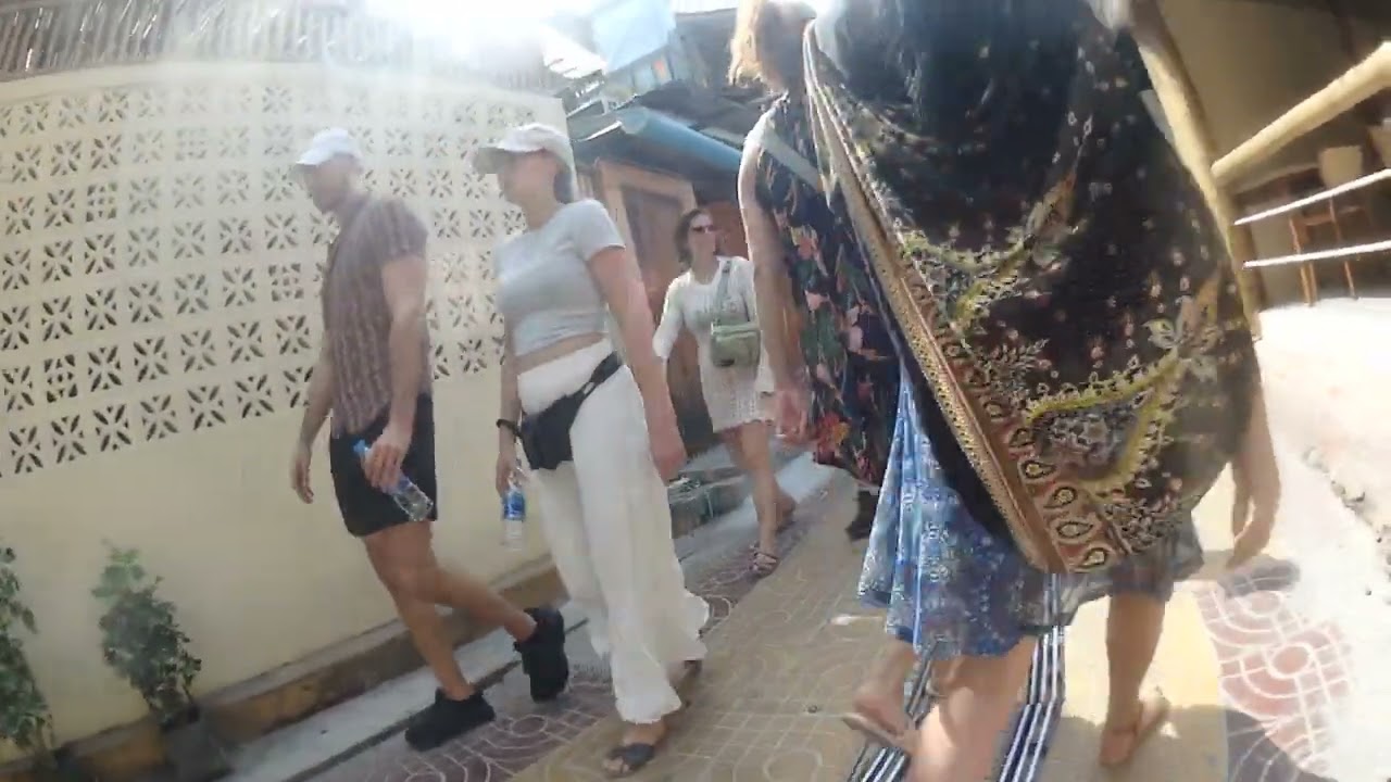 Ko Phi Phi 🇹🇭 — Uncut Walking Through Thailand part 6