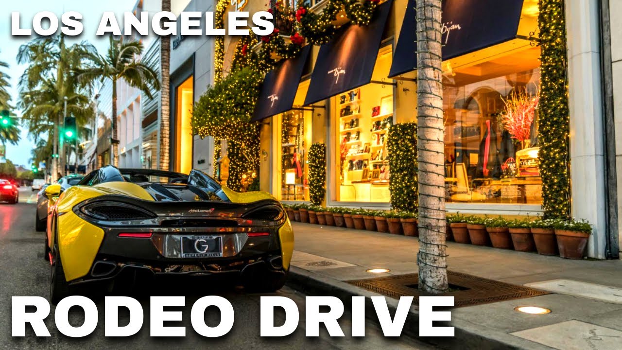 Walking Tour of Rodeo Drive at Night 4K, Los Angeles, California - USA