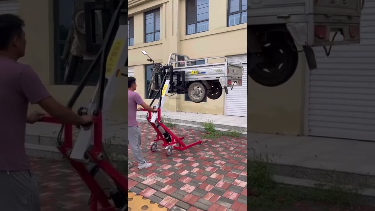Portable self loading manual forklift