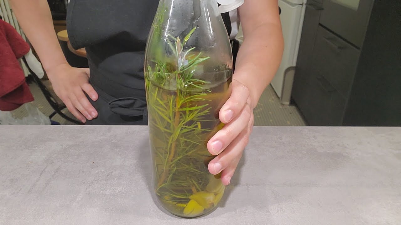 Huile infusée au Romarin