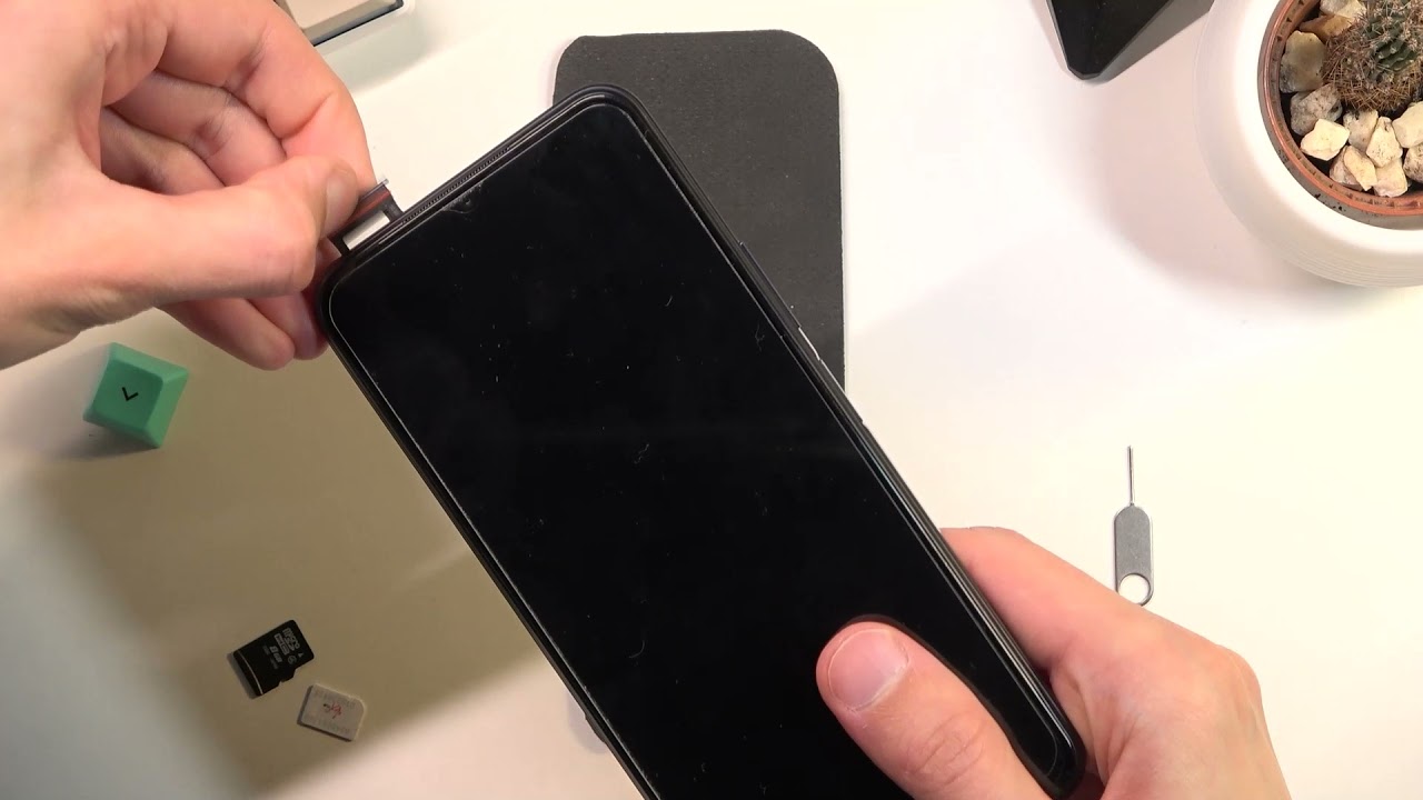 How to Insert SIM & SD on VIVO Y33s