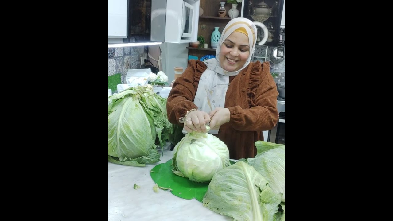 أيوووه أنا جايه أتعارك 🙃 لو عندك غيط كرنب هتخلصيه في دقائق طريقتي لتحضير اوردارات محشي يوميا هتدعيلي
