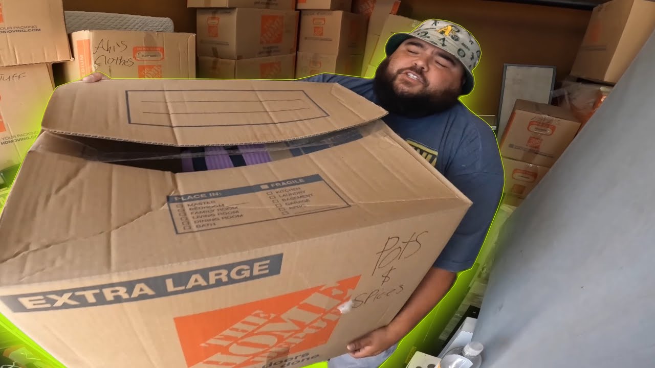 Abandoned Storage With HIDDEN BOXES!
