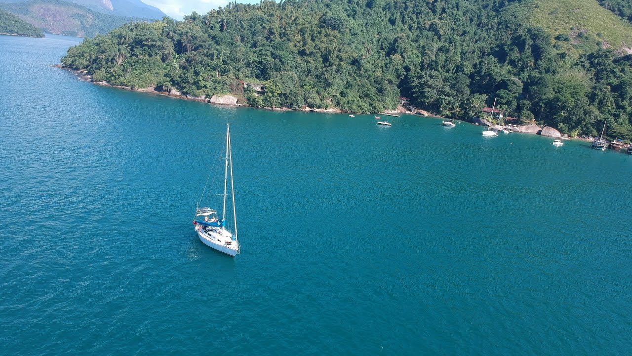 Navegando a Brasil en el Puxador. Travesía La Paloma 🇺🇾  / Ilha Grande (Angra dos Reis) 🇧🇷