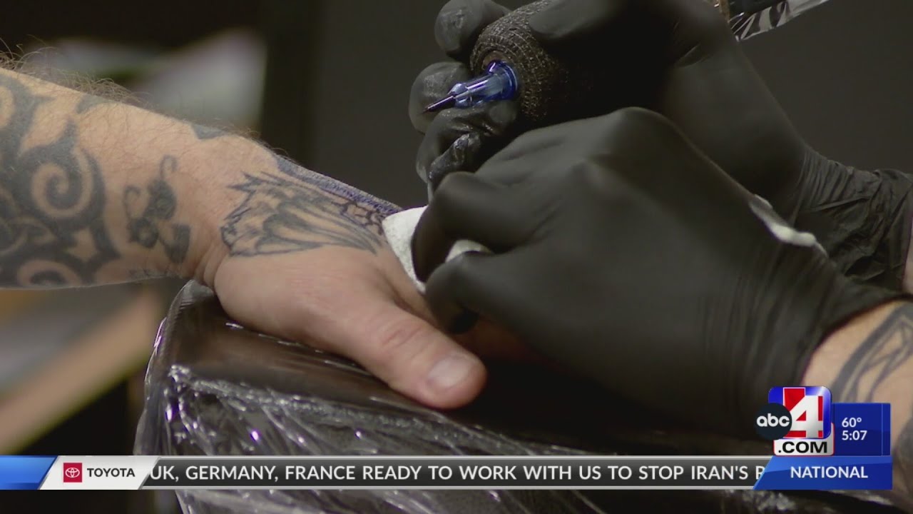 Hockey fans honor Utah Grizzlies last season in Utah by getting ‘inked’ to raise money for cancer wa